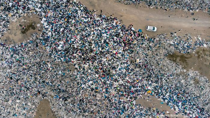 El desierto de Atacama, cementerio de ropa