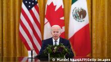 18.11.2021
US President Joe Biden speaks as he hosts Canada's Prime Minister Justin Trudeau and Mexico's President Andres Manuel Lopez Obrador (out of frame) for the North American Leaders' Summit (NALS) in the East Room of the White House in Washington, DC on November 18, 2021. (Photo by MANDEL NGAN / AFP) (Photo by MANDEL NGAN/AFP via Getty Images)