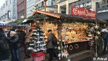 Nur zur abgesprochenen Berichterstattung! *** Weihnachtsschmuck-Stand von Christian Schöttl auf dem Münchner Christkindlmarkt vor der Corona-Pandemie