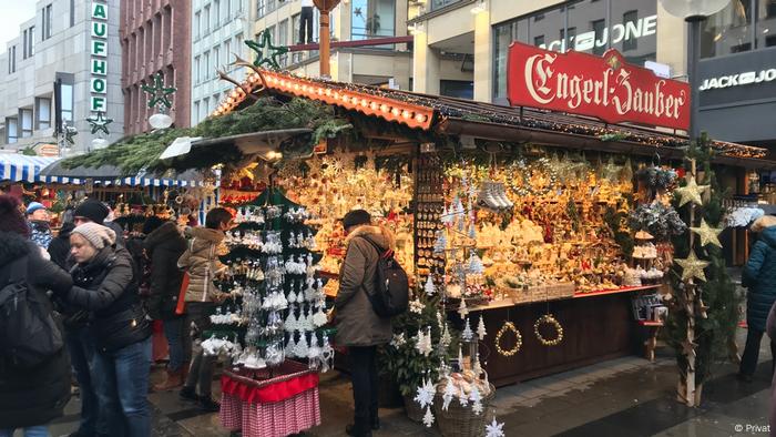 Un stand au marché de Noël de Munich à l'époque pré-COVID