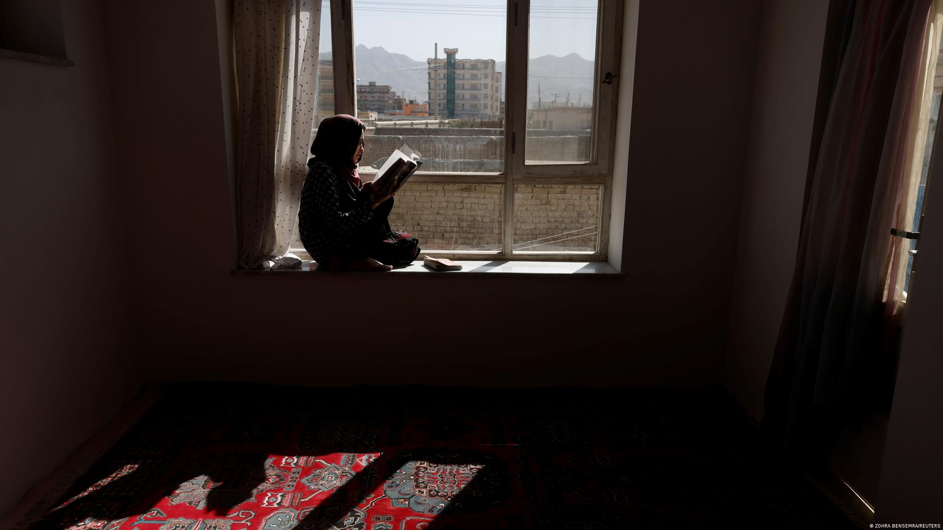 Afghanistan: Girls want to learn despite school ban