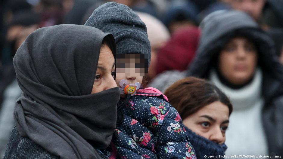 Belarus räumt Migrantenlager an polnischer Grenze