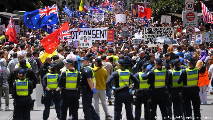 Australien Melbourne | Demos für und gegen Corona-Politik