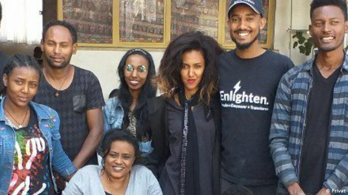 Äthiopien Alem Getachew ist ein äthiopischer Maler und Autor