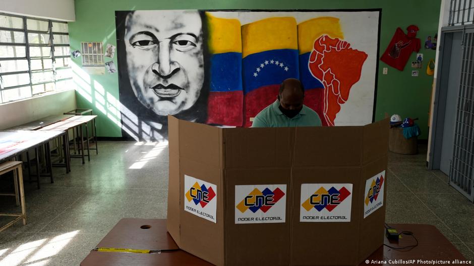 Venezuela: Maduro′s ruling party sweeps regional vote | News | DW - Vimarsana News