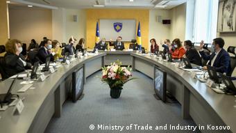 Kosovo | Sitzung der Regierung