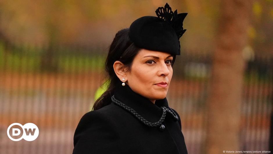 Wer ist die britische Innenministerin Priti Patel?