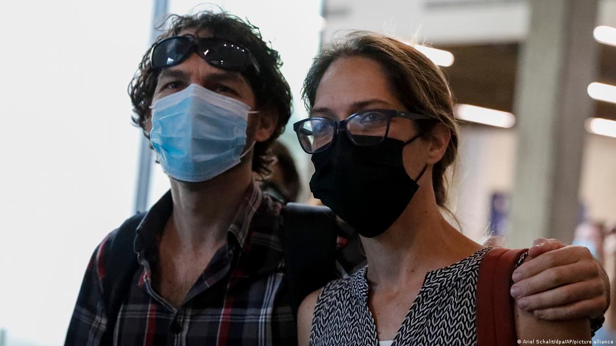 Juristisches Tauziehen um Eitan vorerst geklärt DW 29.11.2021