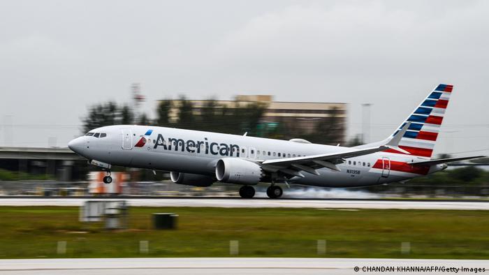 USA Miami | American Airlines Flugzeug landet