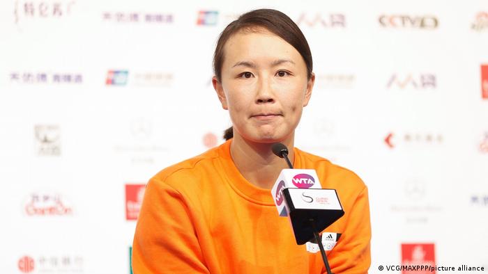 Peng Shuai in a press conference