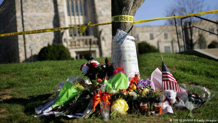 Най-кървавото нападение с огнестрелно оръжие в американски университет се случи на 16 април 2007 година в Техническия университет в градчето Блекбърг, Вирджиния. 23-годишният нападател, студент от Южна Корея, уби 32 души и рани близо 20, преди да отнеме живота си.
