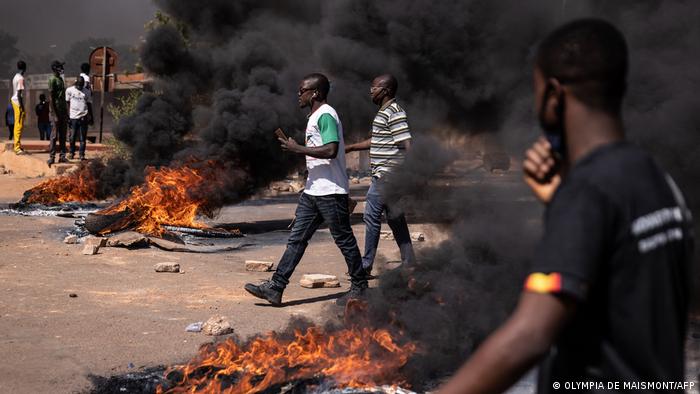 Police fire tear gas to disperse crowds in Ouagadoudou, Burkina Faso