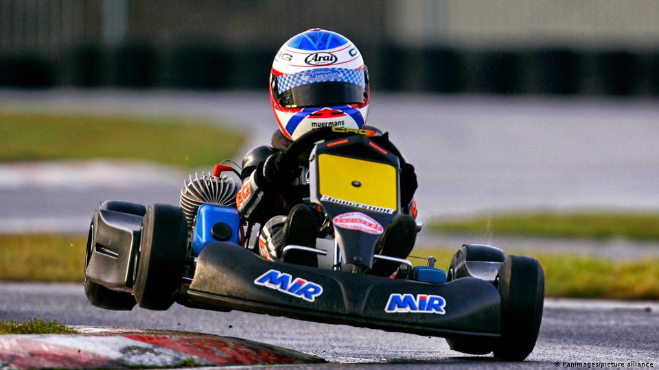 Mad Max' into Formula world champion DW – 12/12/2021