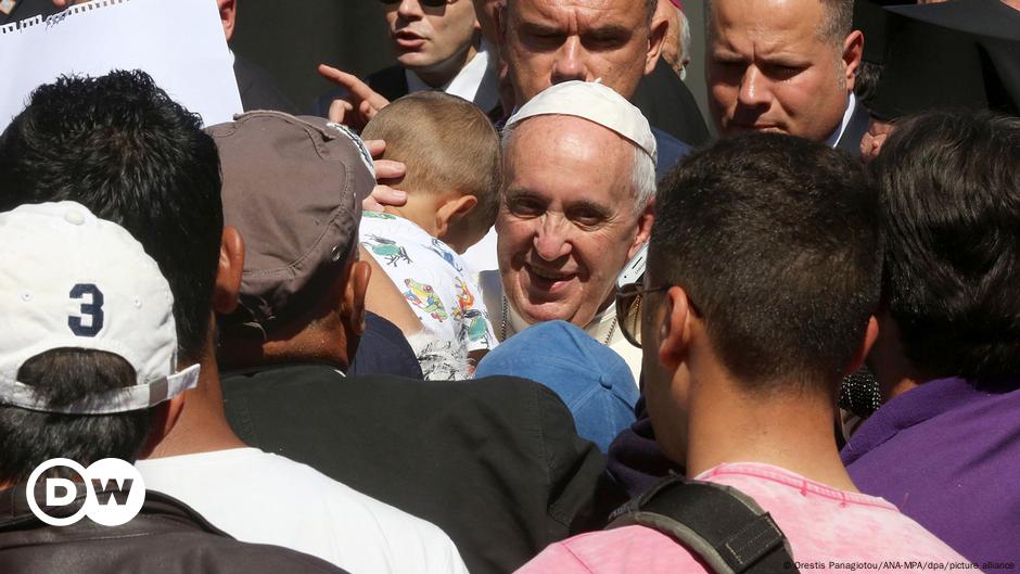 Papst: Wieder Migranten am Rande Europas im Blick