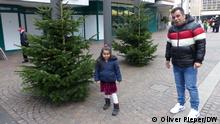 02.12.2021 Angela mit ihrem Vater Mohammed in Gelsenkirchen. Das syrische Flüchtlingskind hat den Vornamen der Kanzlerin. 