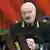 Александр Лукашенко в униформе (фото из архива) 