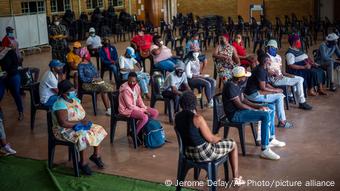 Εμβολιαστικό κέντρο στη Νότια Αφρική
