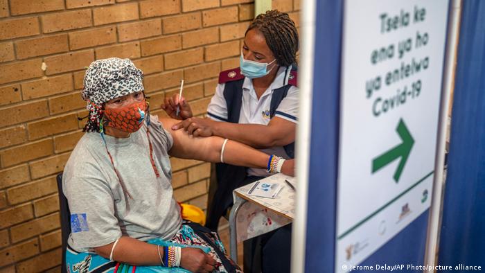 Südafrika Omicron Impfkampagne
