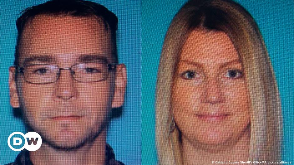 Parents of Michigan student gunman charged with murder |  The World |  D.W.
