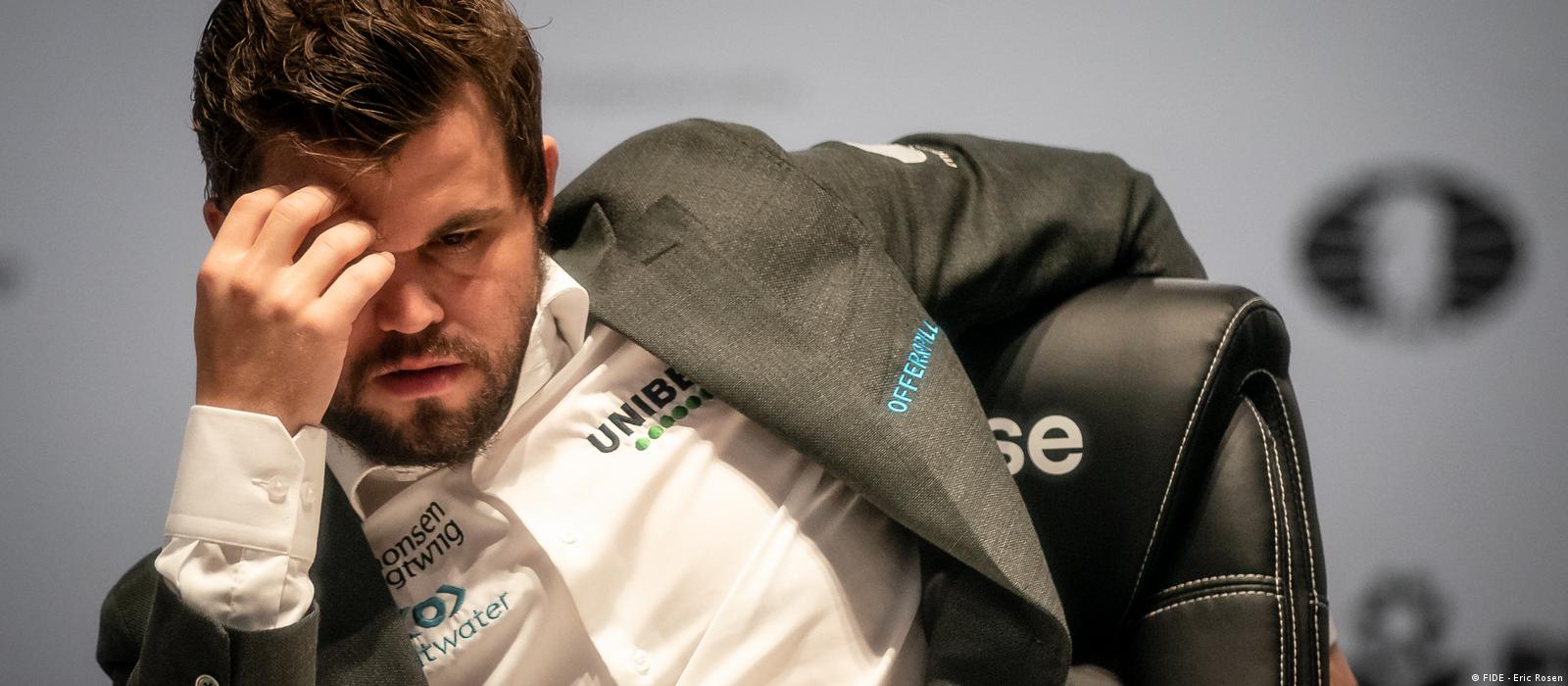 Hat sich Magnus Carlsen schachmatt gesetzt? – DW