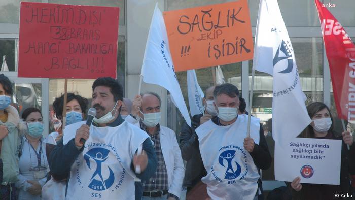 İzmir'deki sağlık çalışanlarının grevi 