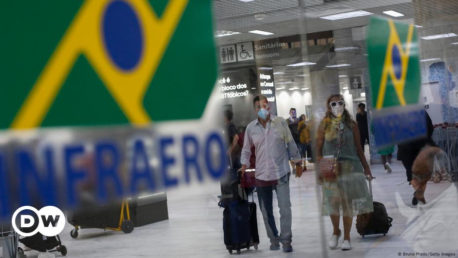 Brazil reduces covid-19 requirements for vaccinated travelers |  Brazil on DW |  D.W.