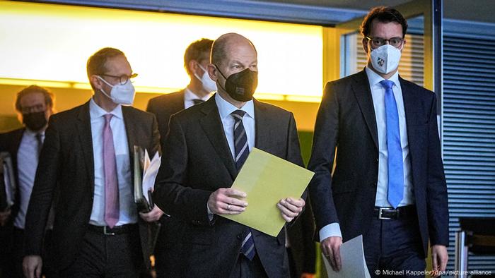 Erste Ministerpräsidentenkonferenz unter Olaf Scholz Erste Ministerpräsidentenkonferenz unter Olaf Scholz