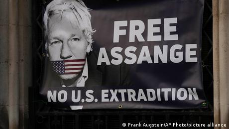 Am Londoner High Court wird gerichtlich beschlossen, ob Assange Einspruch gegen seine Auslieferung an die USA erheben darf.
