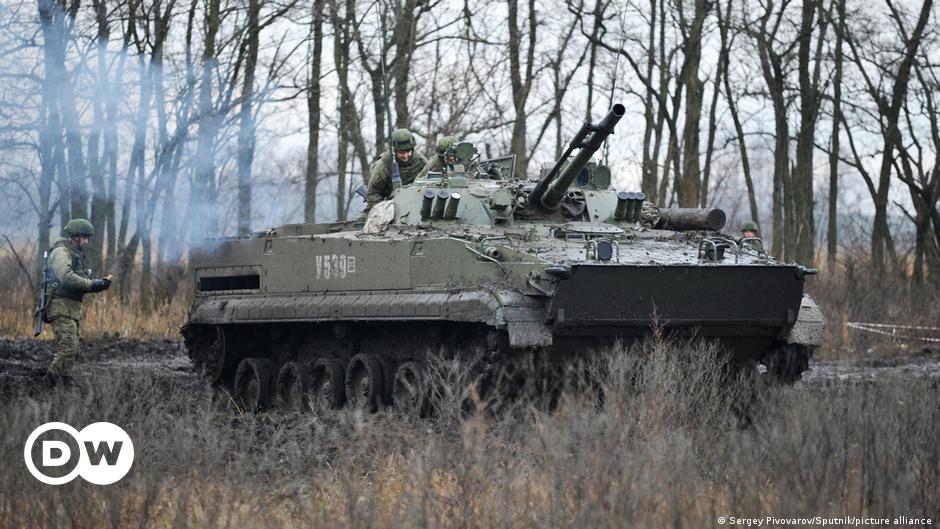 Russland beendet umstrittene Militärübungen entlang der ukrainischen Grenze |  Politik |  DW