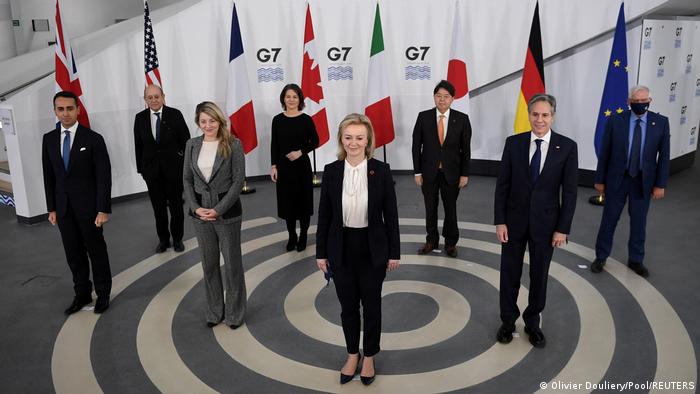 Участники саммита G7 в Ливерпуле, 11 декабря 2021 года