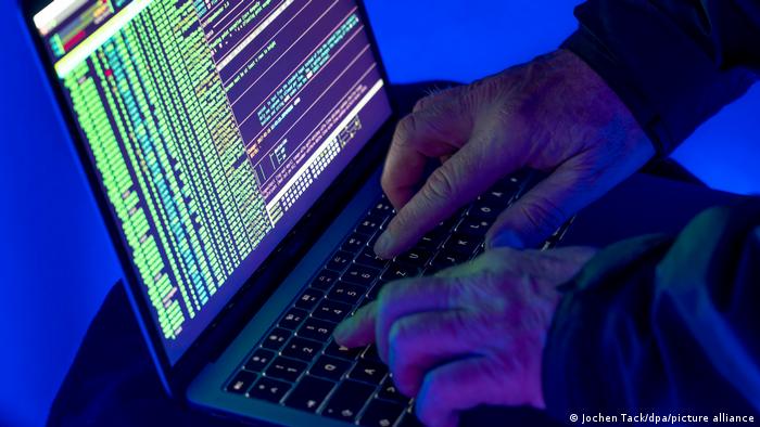 Ataque cibernético contra web del Parlamento Europeo