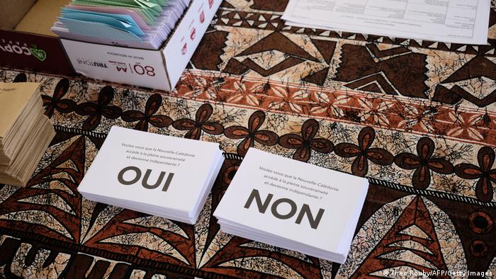 Ballots reading Yes and No for the referendum on independence at a polling station of the City Hall in Noumea, on the French South Pacific territory of New Caledonia 