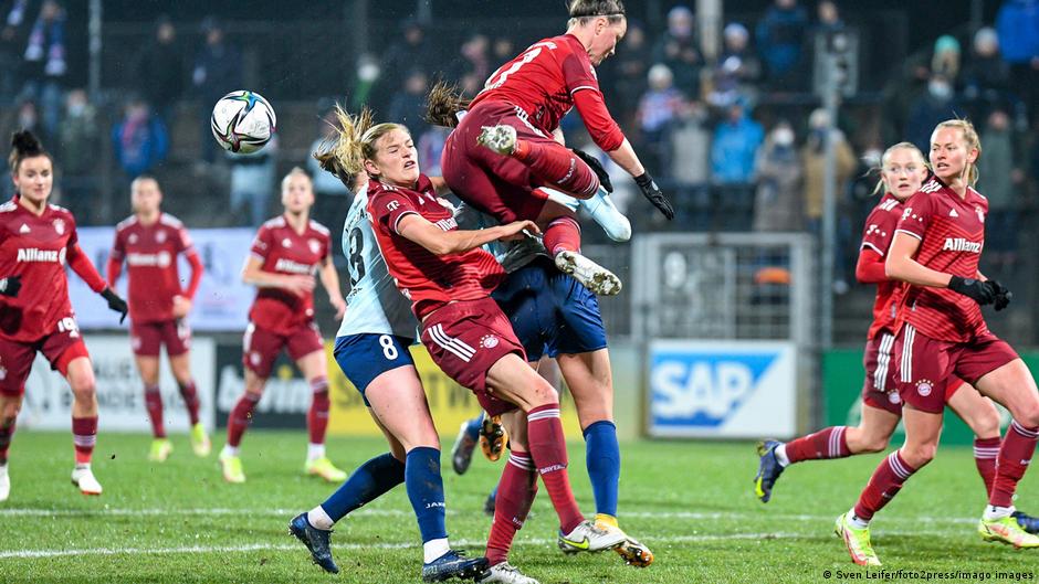 Drama at the top of Women′s Bundesliga continues | Sports | German football and major international sports news | DW - Vimarsana News