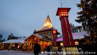 Στο χωριό του Σάντα Κλάους ξημερώνει στις 11.00