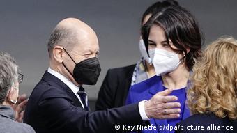 Όλαφ Σολτς, Αναλένα Μπέρμποκ, βουλή, Βερολίνο, 