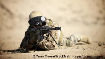 Винтовка Barrett M82 у воннослужащего бундесвера в Афганистане (фото из архива)