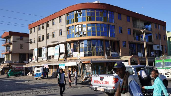 A street corner in Shewa Robit, Ethiopia