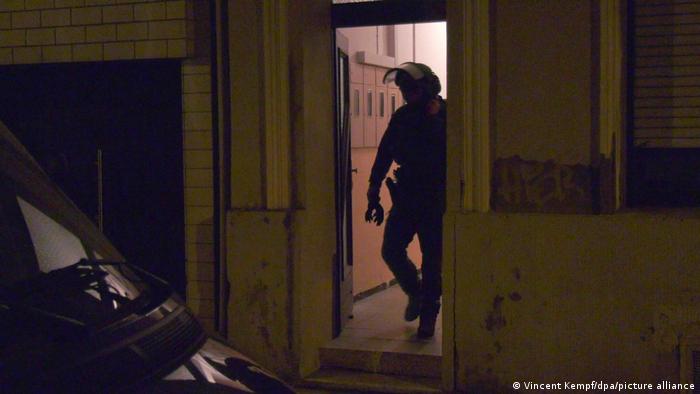 Deutschland, Köln | Razzia gegen mutmaßliche Rechtsextremisten