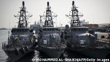 A picture taken on April 9, 2016 shows US Navy ships moored ahead of the International Mine Countermeasures Exercise (IMCMEX) organised by the US Navy at its Naval Support Activity base, the 5th Fleet command center, in the Bahraini capital Manama. / AFP / MOHAMMED AL-SHAIKH (Photo credit should read MOHAMMED AL-SHAIKH/AFP via Getty Images)