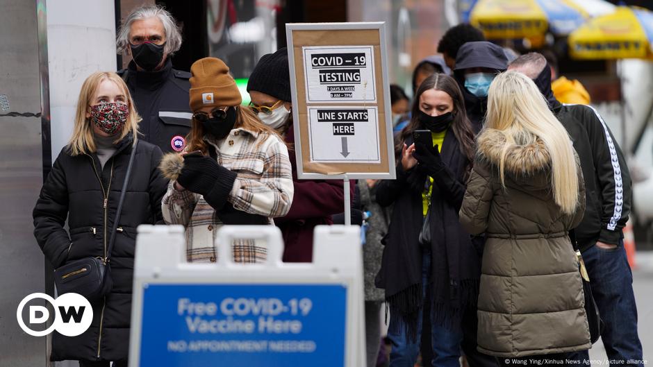 New York once again exceeds 20,000 daily cases of COVID-19 |  The World |  DW