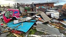 На Філіппінах зростає кількість жертв тайфуну Рей 