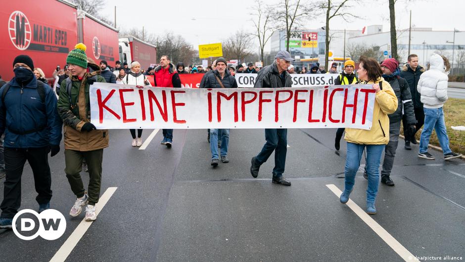 AfD und Querdenker demonstrieren in Nürnberg