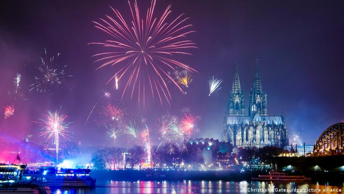 Köln Silvester Feuerwerk