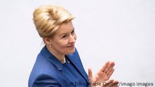 Franziska Giffey bei der Wahl zur neuen Regierenden Buergermeisterin im Abgeordnetenhaus in Berlin am 21. Dezember 2021. Wahl der Regierenden Buergermeisterin von Berlin *** Franziska Giffey in the election for the new Governing Mayor in the House of Representatives in Berlin on 21 December 2021 Election of the Governing Mayor of Berlin 