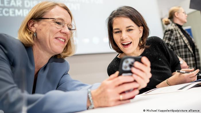 Female foreign ministers on the job: Norway's Anniken Scharning Huitfeldt and Germany's Annalena Baerbock 