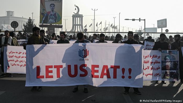 Afghanistan Kabul | Protest für Freigabe der eingefrorenen Geldmittel