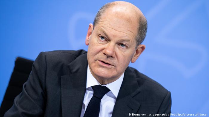 Deutschland Bund-Länder Beratungen zur Corona-Pandemie Olaf Scholz 