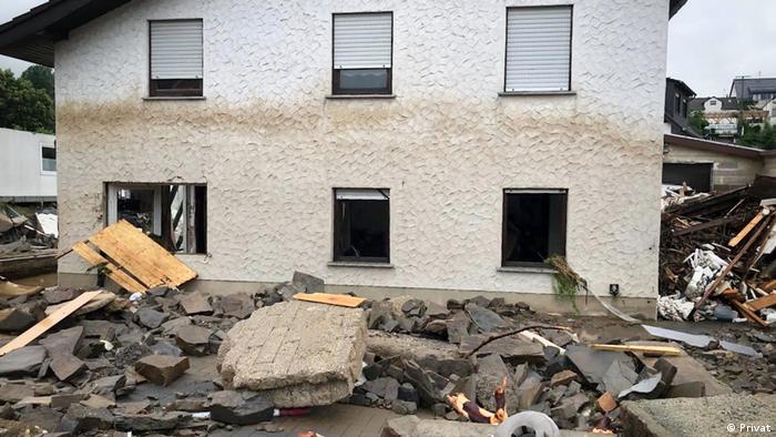 Deutschland | Bad Neuenahr-Ahrweiler nach Flutkatastrophe | Haus von Hans-Peter Diel 