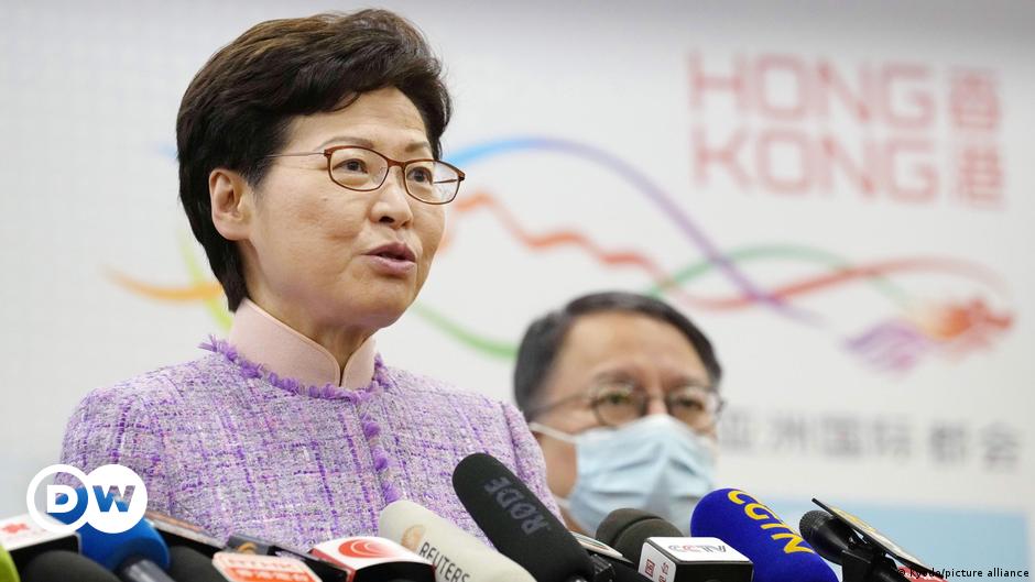 Unopposed, Taking Patriot Legislative Oath in Hong Kong |  World |  DW
