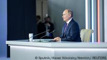 Russian President Vladimir Putin attends his annual end-of-year news conference in Moscow, Russia, December 23, 2021. Sputnik/Alexei Nikolsky/Kremlin via REUTERS ATTENTION EDITORS - THIS IMAGE WAS PROVIDED BY A THIRD PARTY.